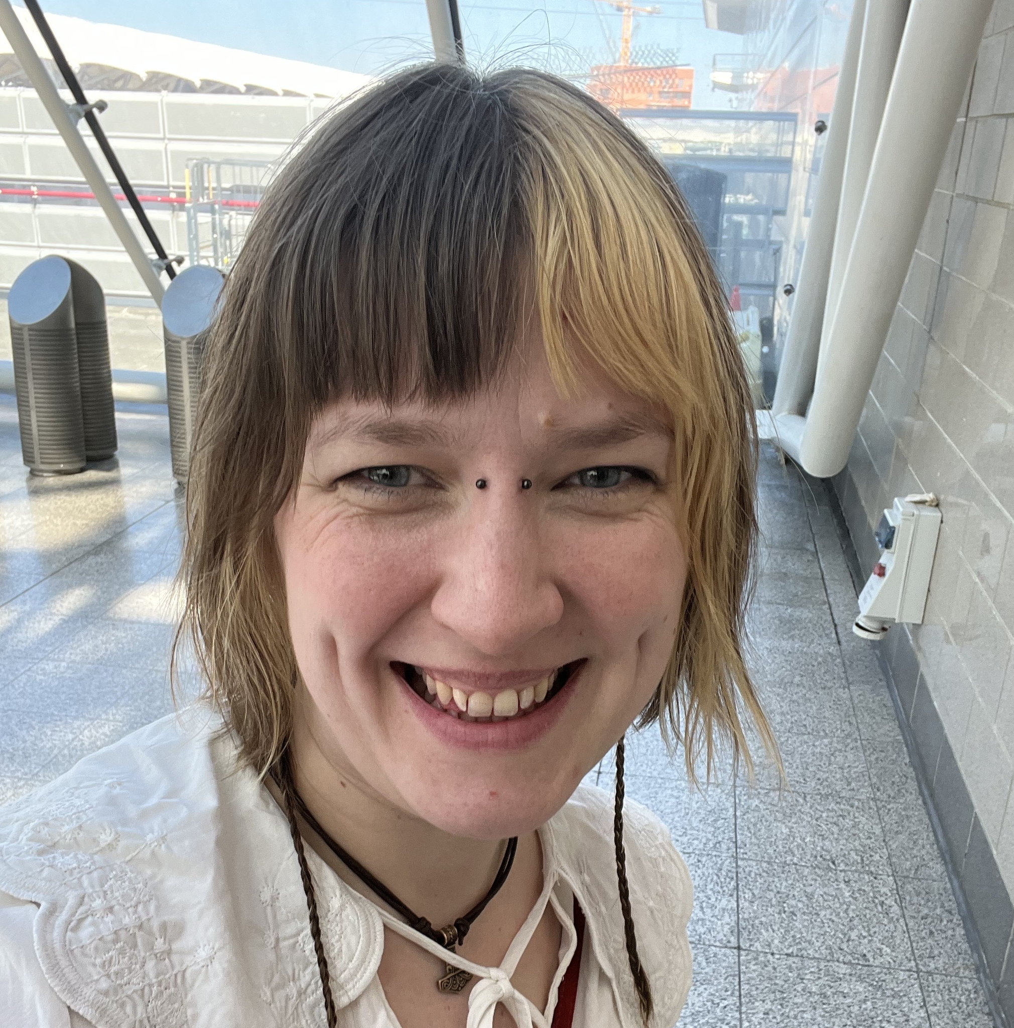 Alexandra Hou Aldershaab